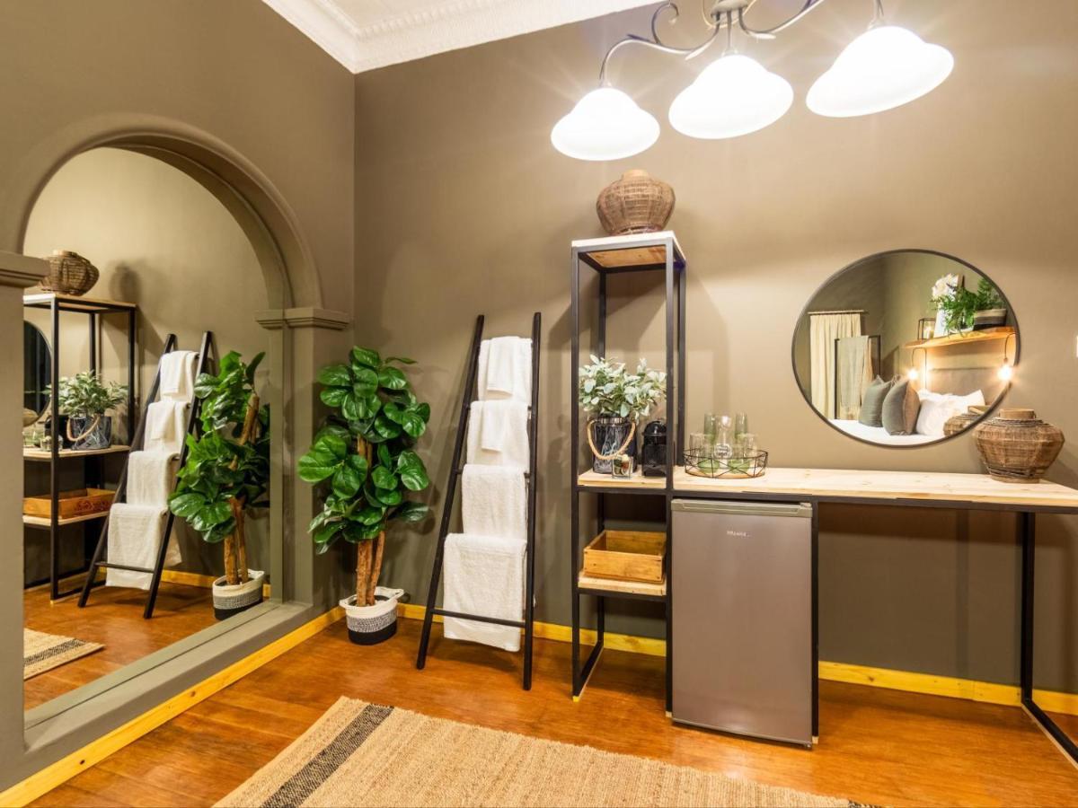 Royal Tree Guest House Потчефструм Екстериор снимка